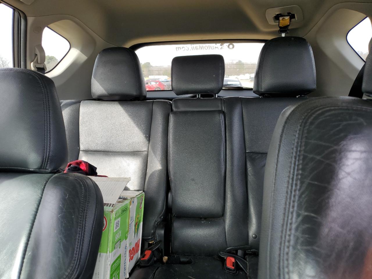 2015 Toyota RAV 4 - Image 10