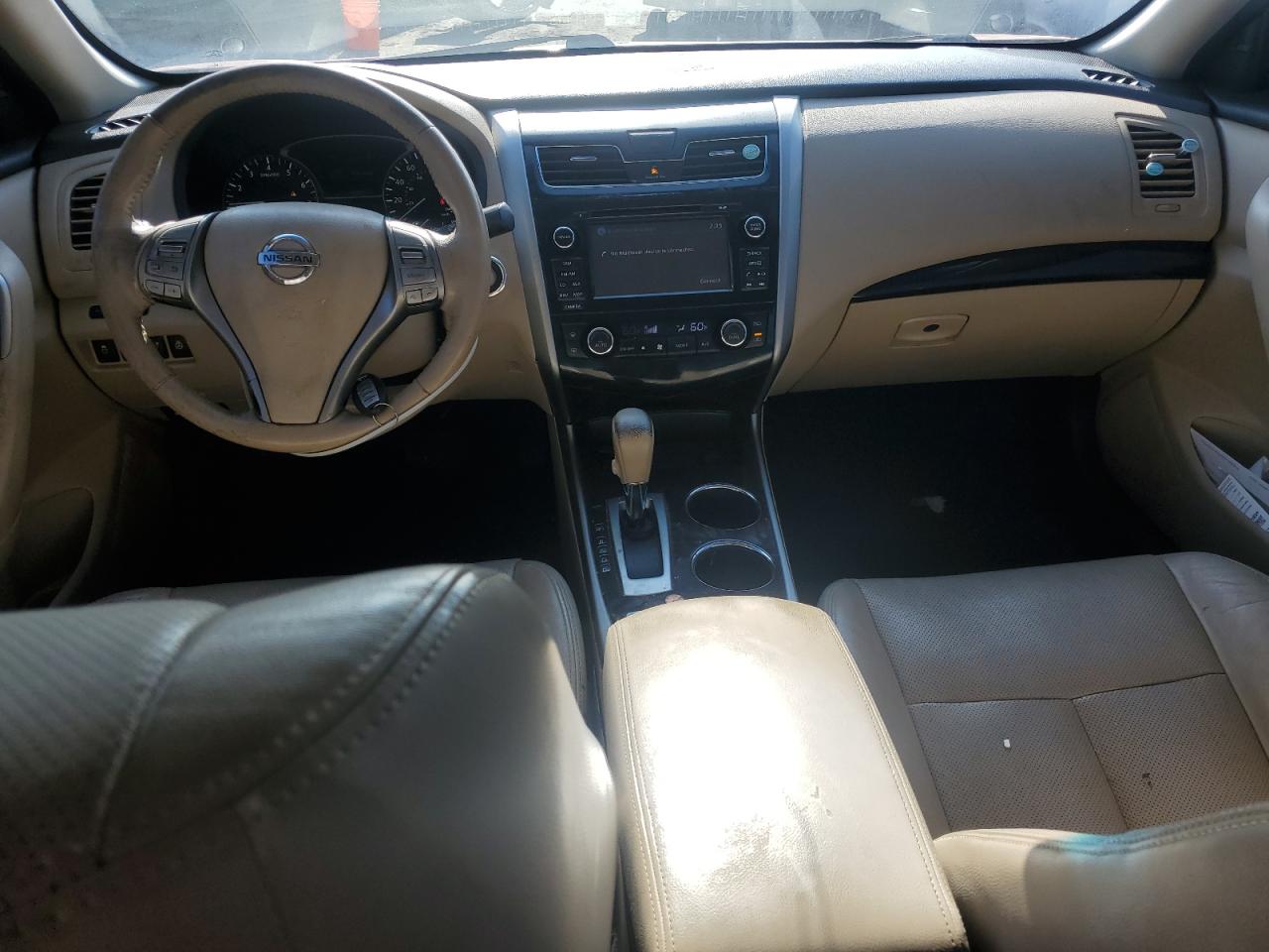 2015 Nissan Altima - Image 8