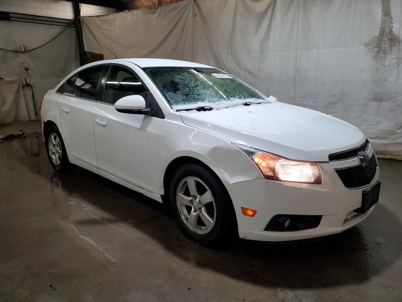 2012 Chevrolet Cruze - Image 4