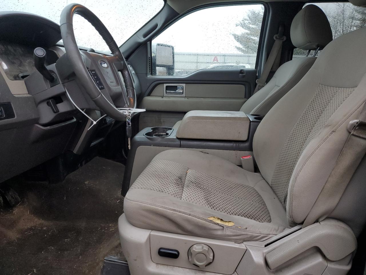 2010 Ford F-150 - Image 7