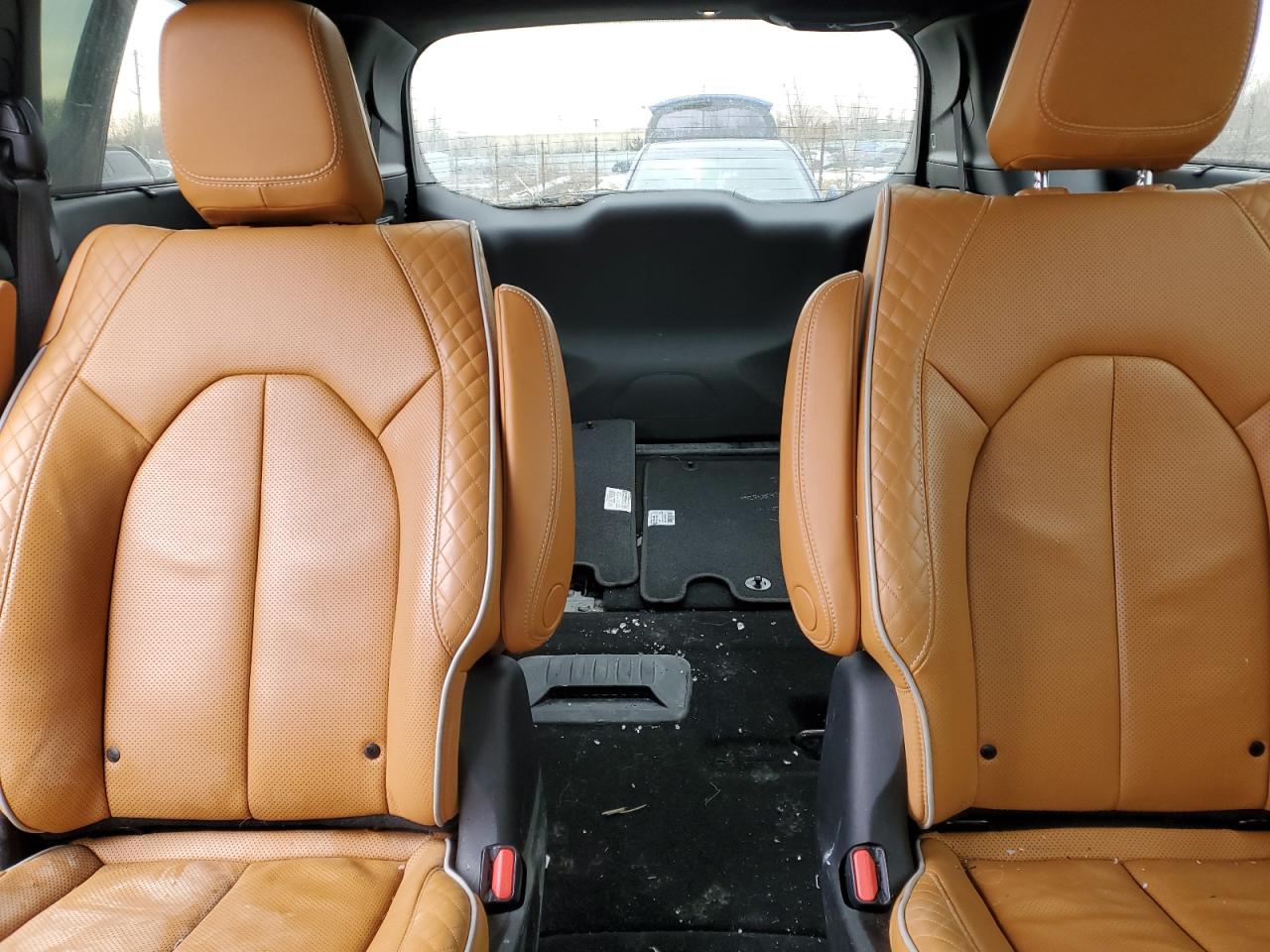2021 Chrysler Pacifica - Image 10