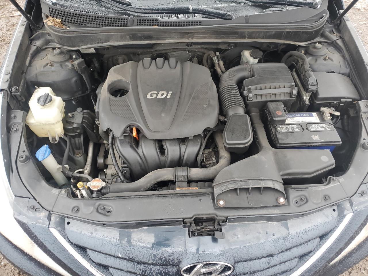 2011 Hyundai Sonata - Image 12