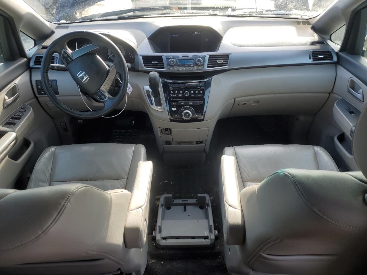 2011 Honda Odyssey - Image 8