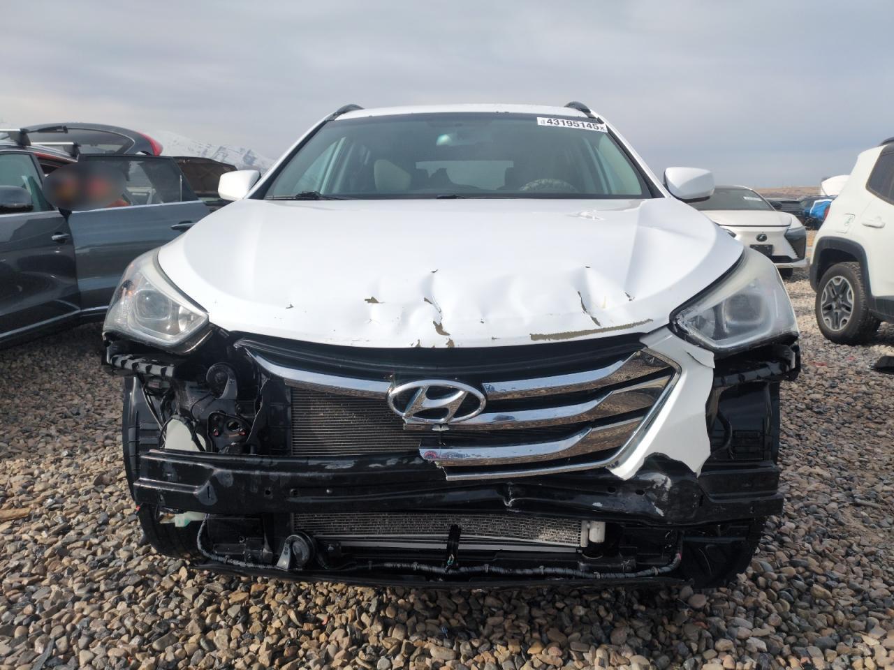 2014 Hyundai Santa Fe - Image 5