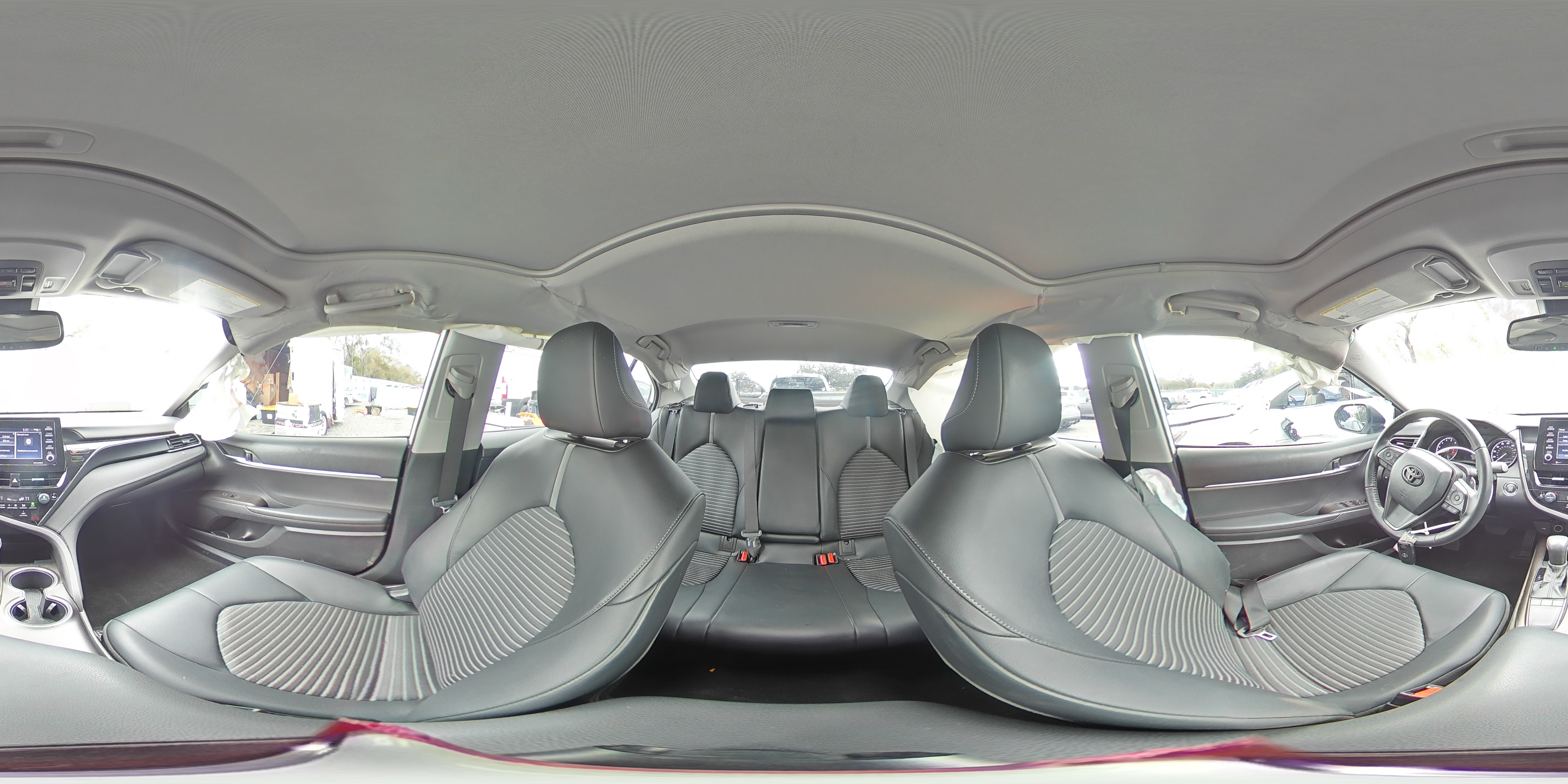 2023 Toyota Camry - Image 13