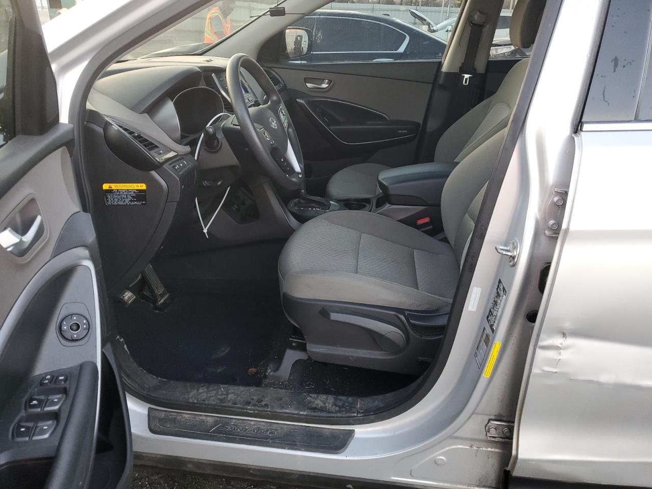 2013 Hyundai Santa Fe - Image 7