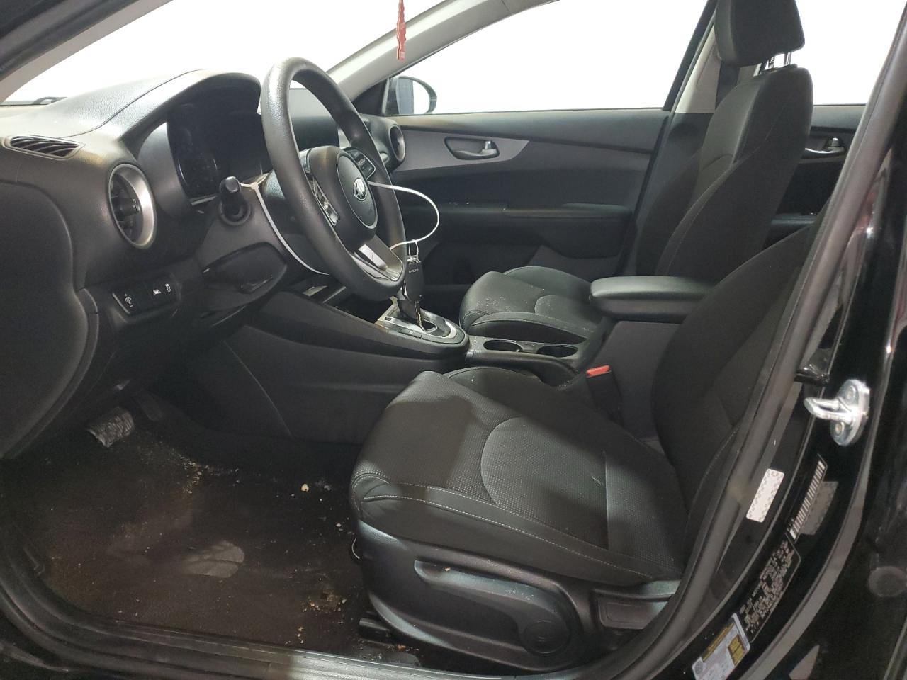 2021 Kia Forte - Image 7