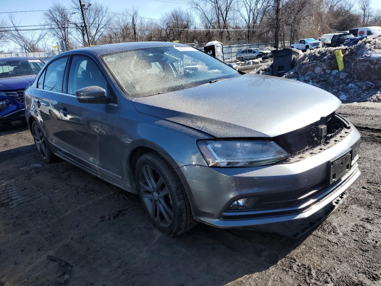 2018 Volkswagen Jetta - Image 4