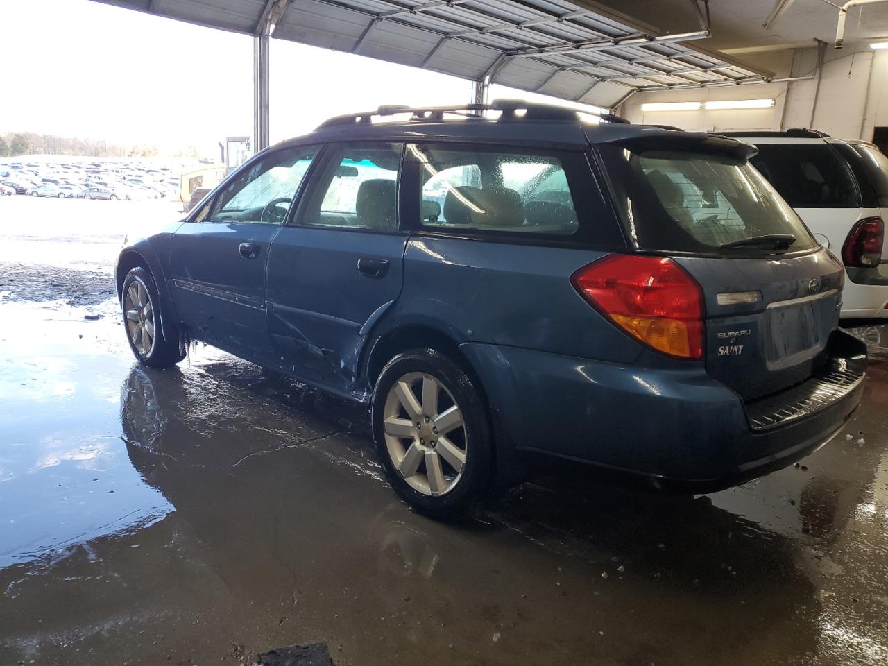 2007 Subaru Outback - Image 2