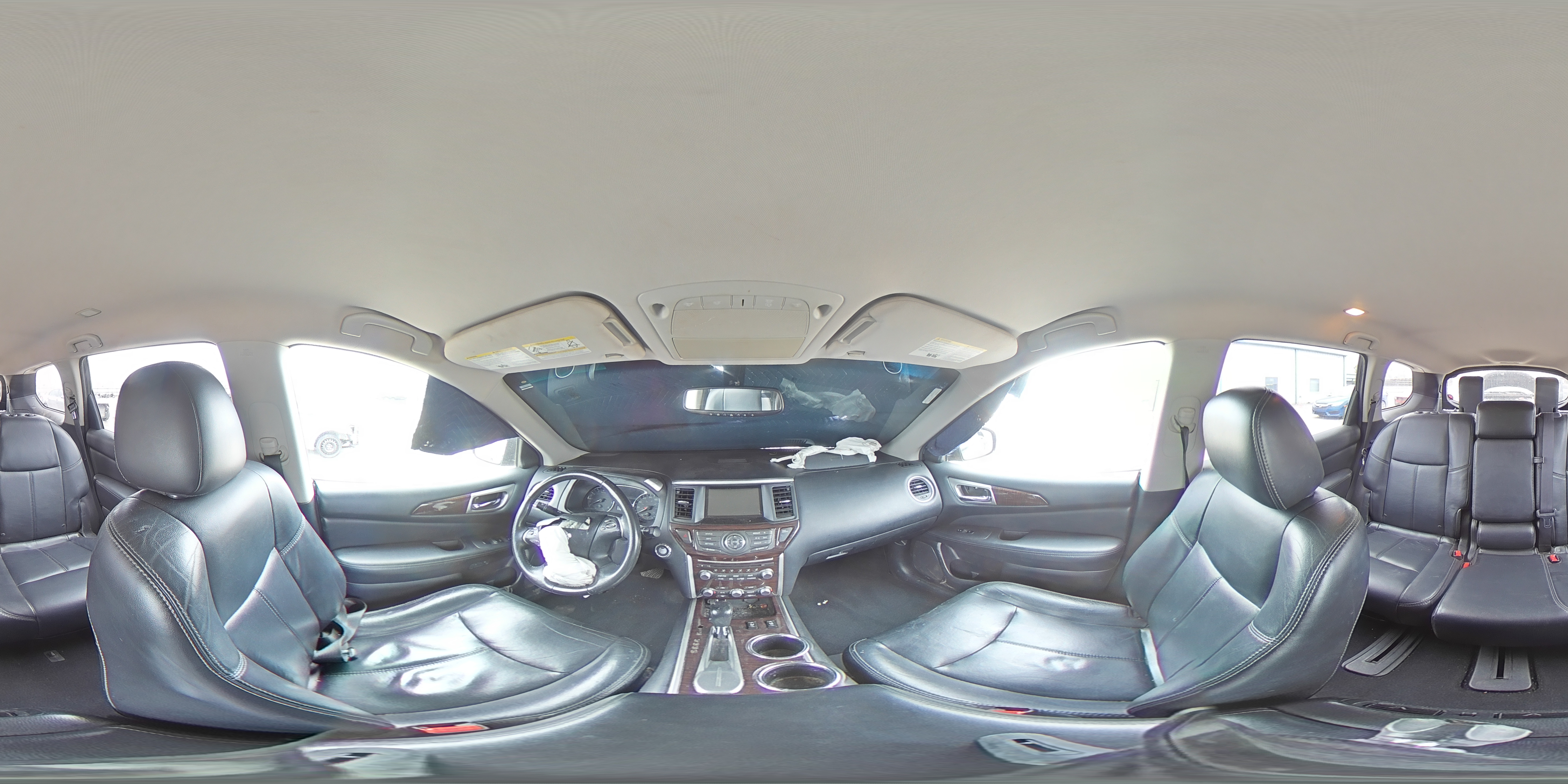 2014 Nissan Pathfinder - Image 14