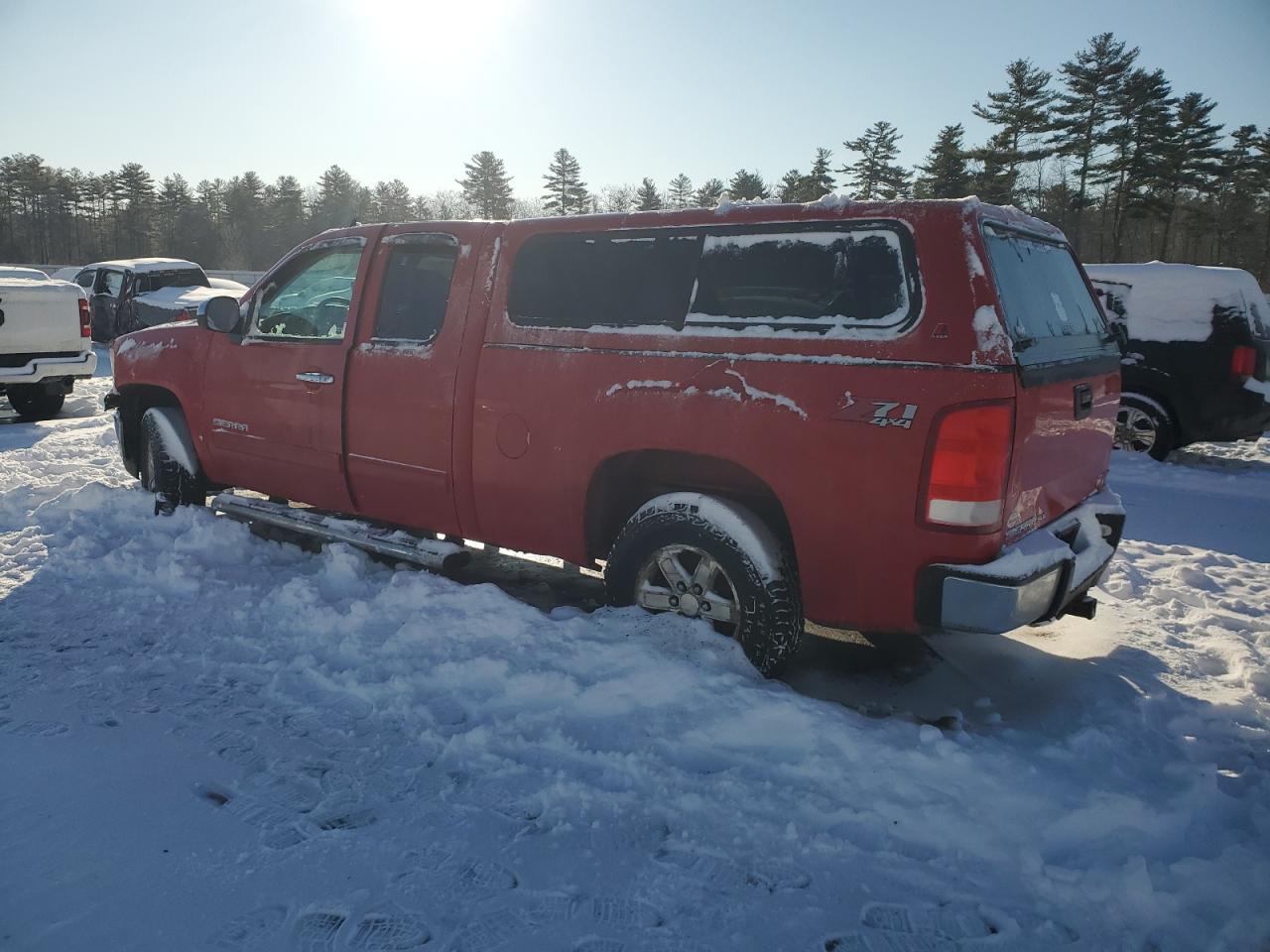 2013 GMC Sierra - Image 2