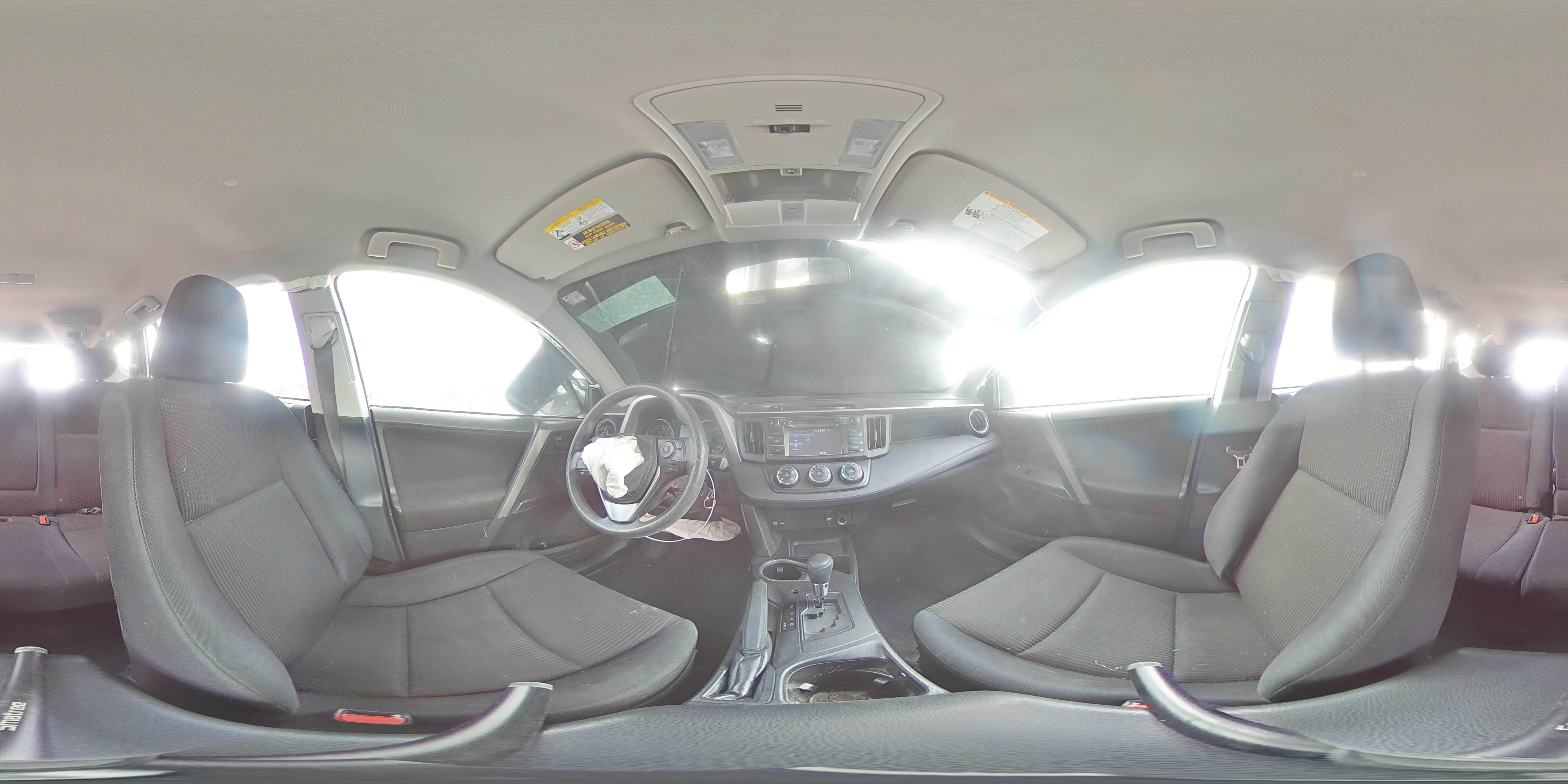 2017 Toyota RAV 4 - Image 13