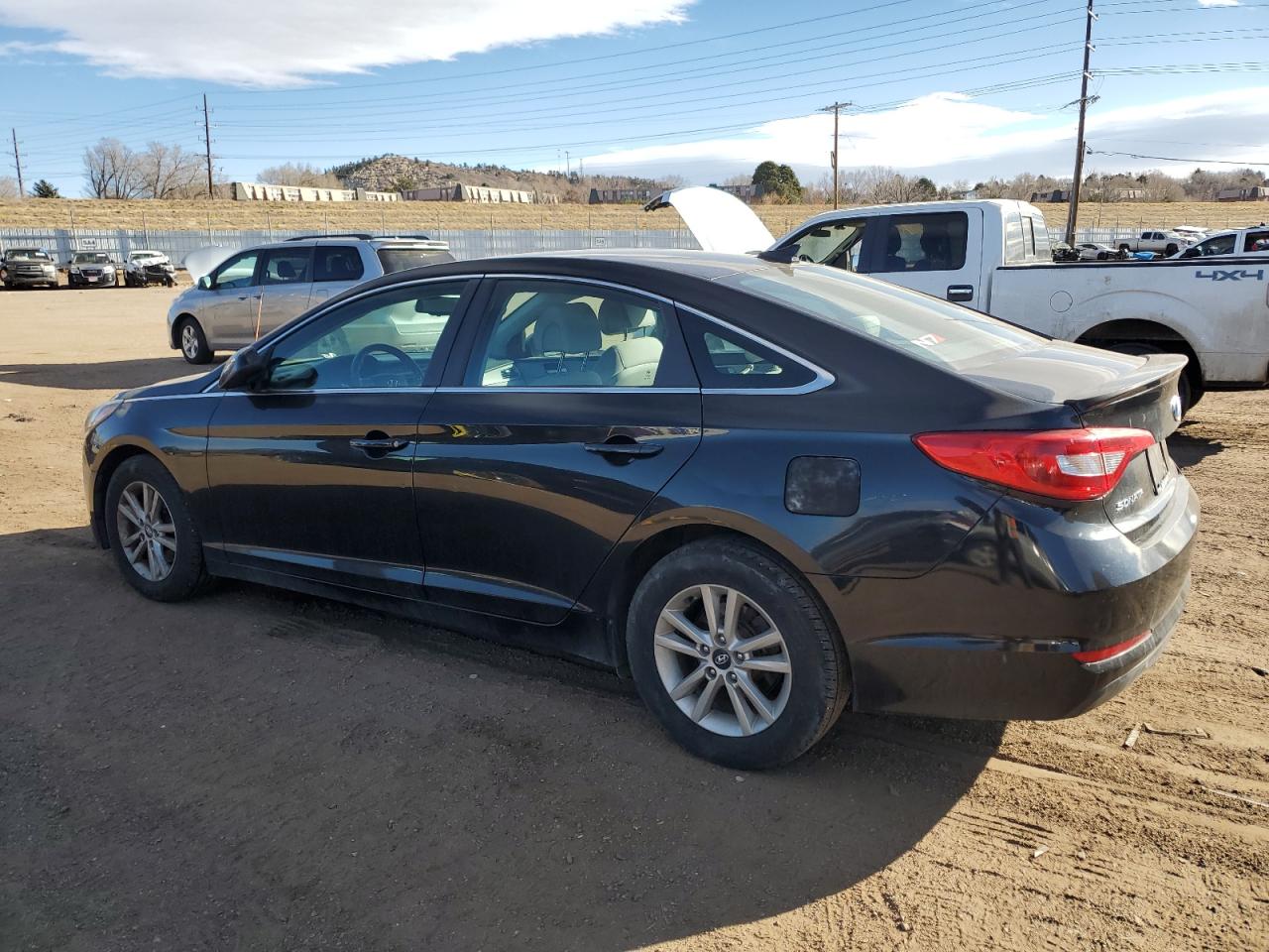 2016 Hyundai Sonata - Image 2
