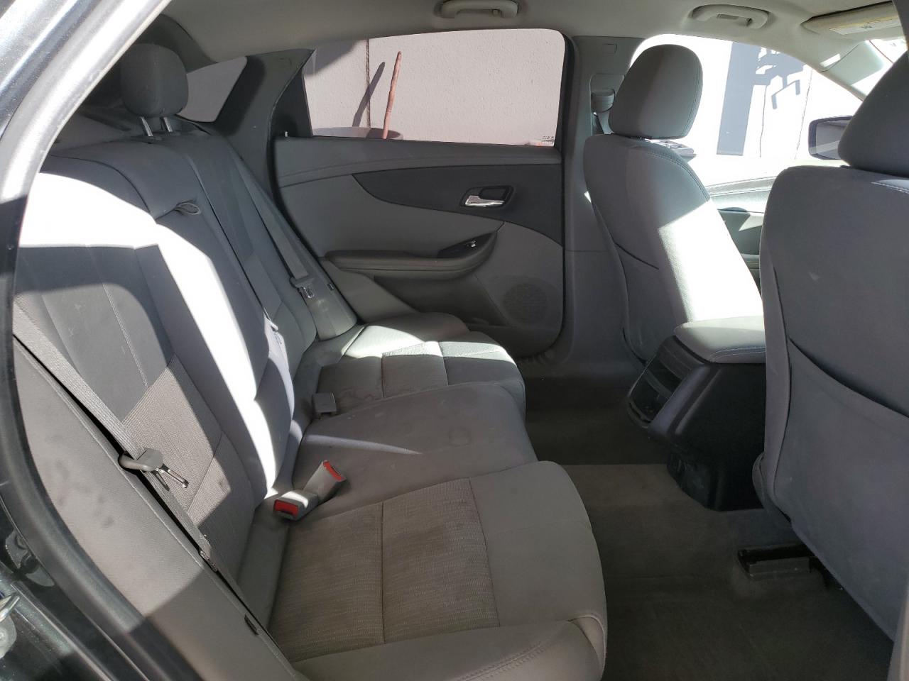 2015 Chevrolet Impala - Image 10