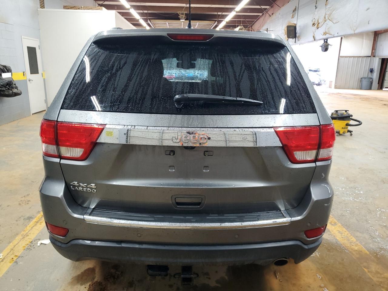 2012 Jeep Grand Cherokee - Image 6