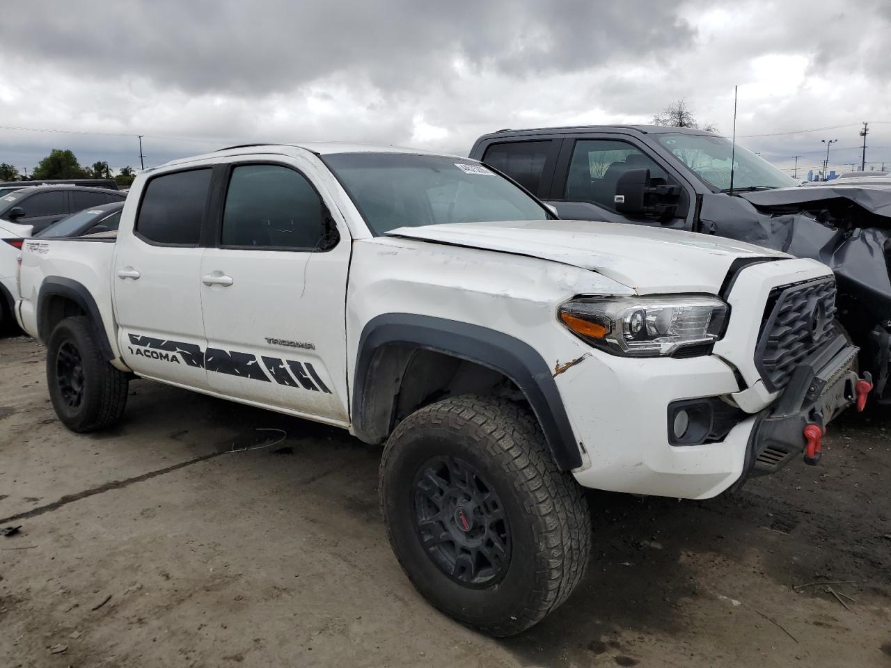 2021 Toyota Tacoma - Image 4