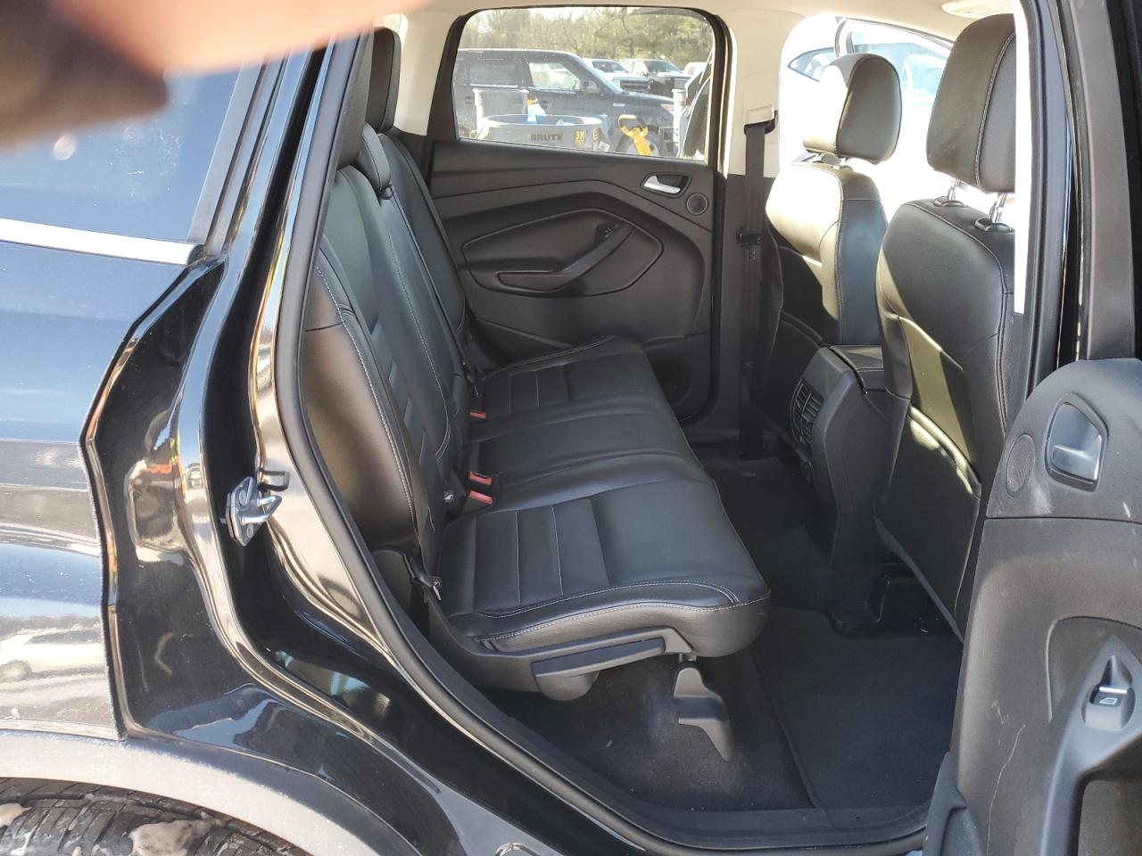 2015 Ford Escape - Image 11