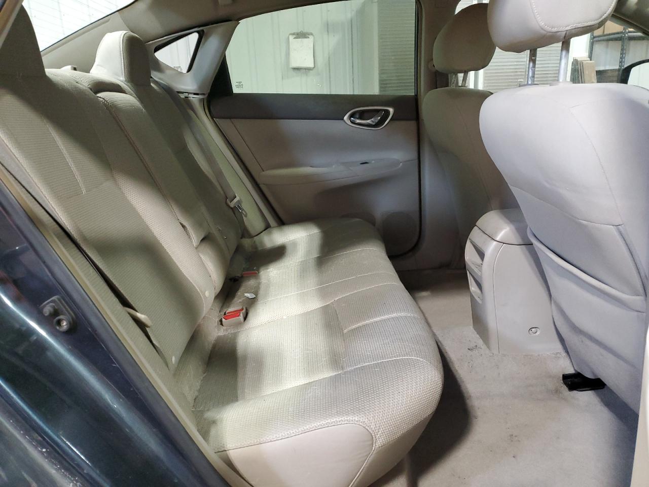 2013 Nissan Sentra - Image 10