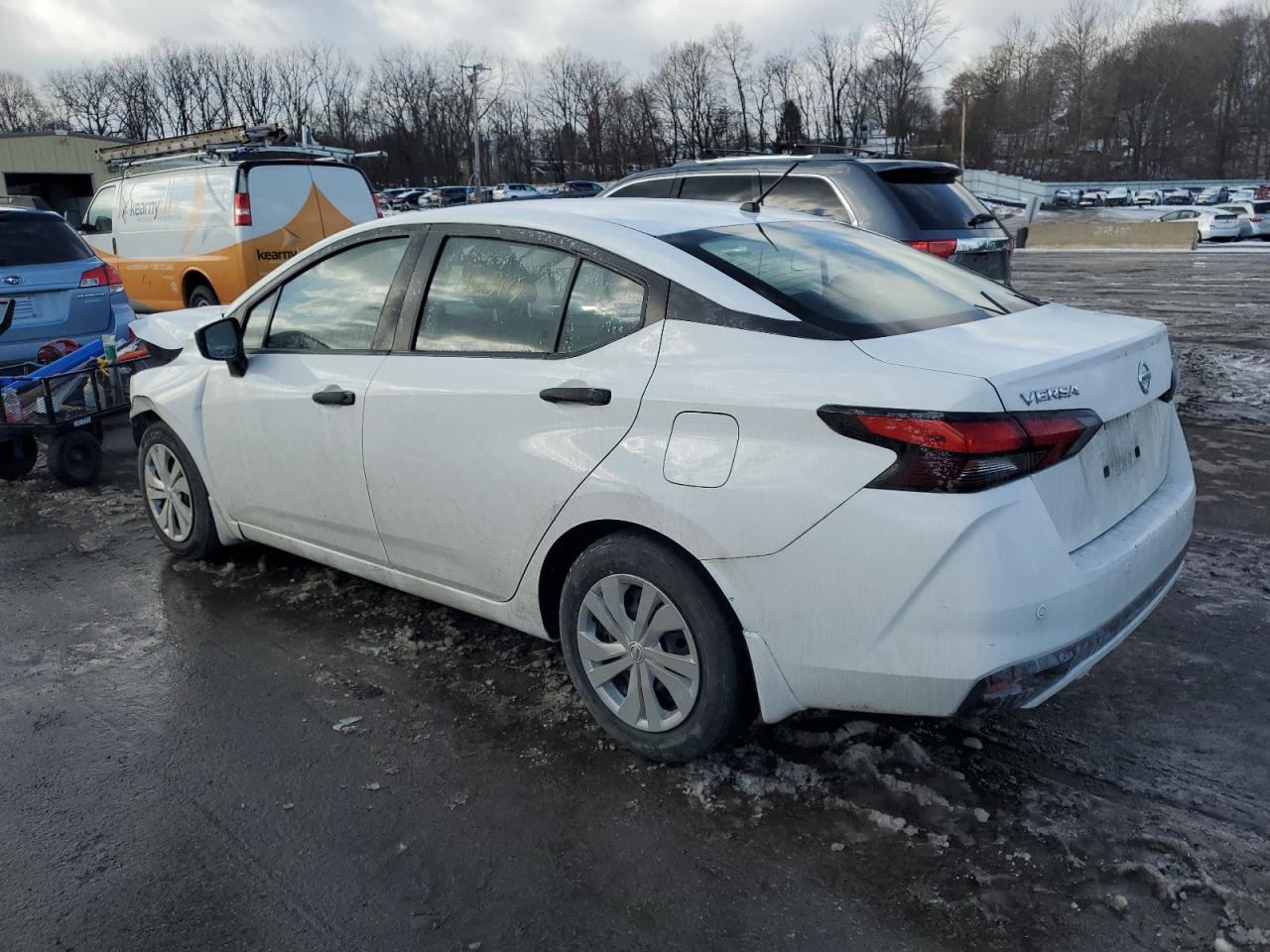 2020 Nissan Versa - Image 2