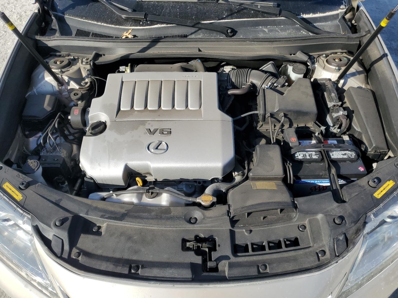 2014 Lexus ES - Image 13