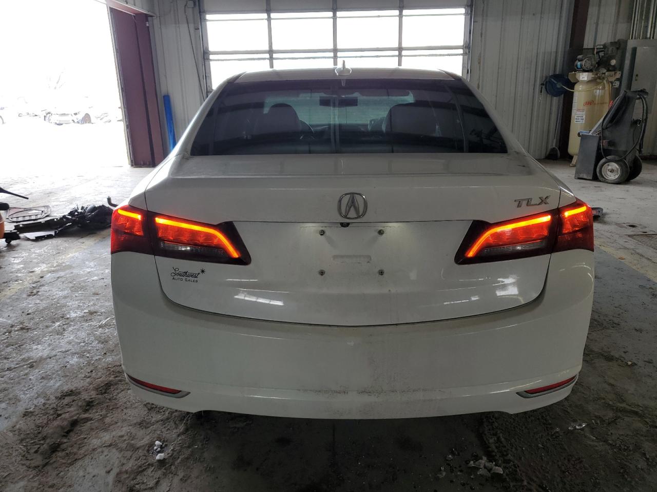 2015 Acura TLX - Image 6