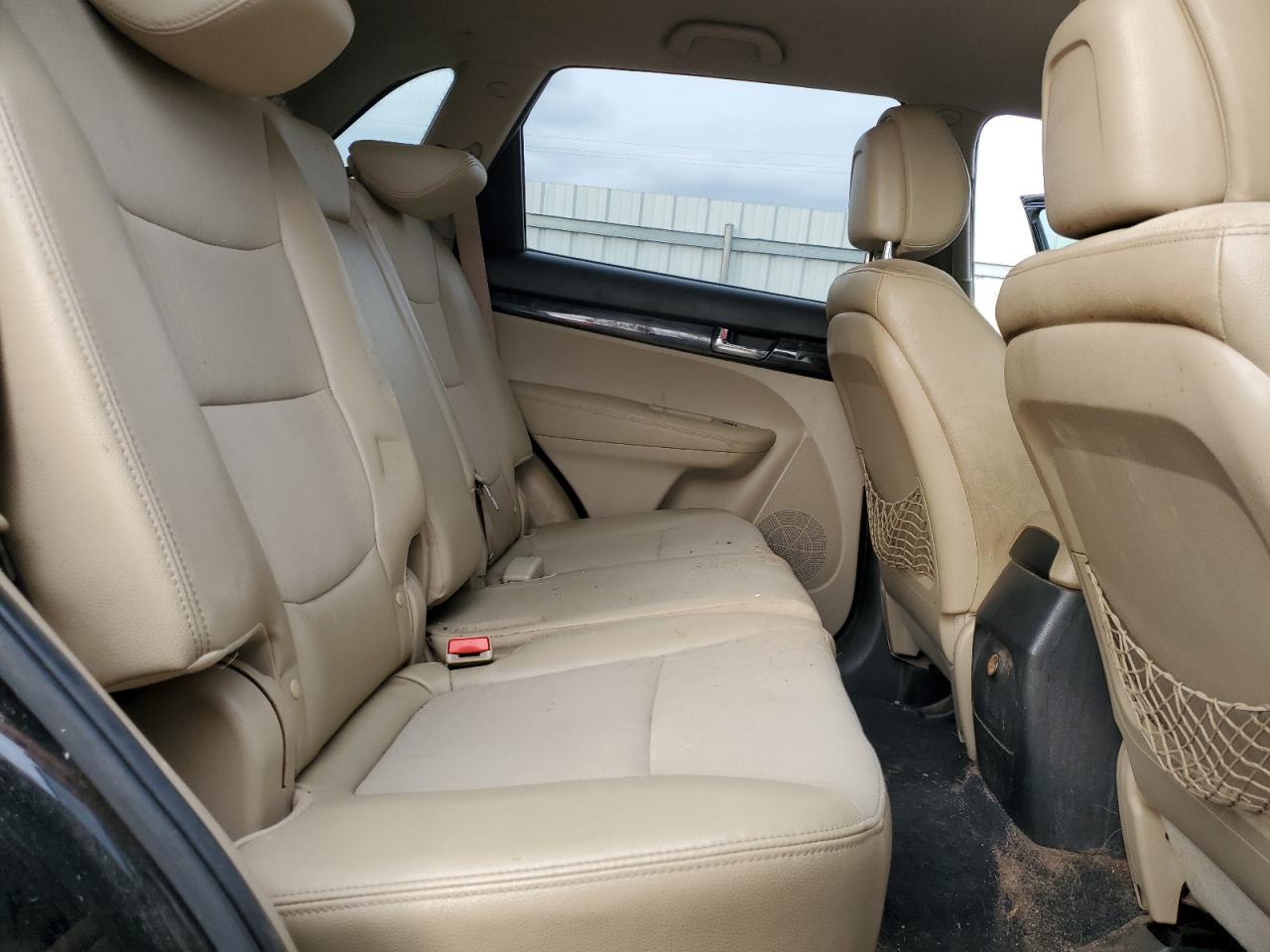 2011 Kia Sorento - Image 11