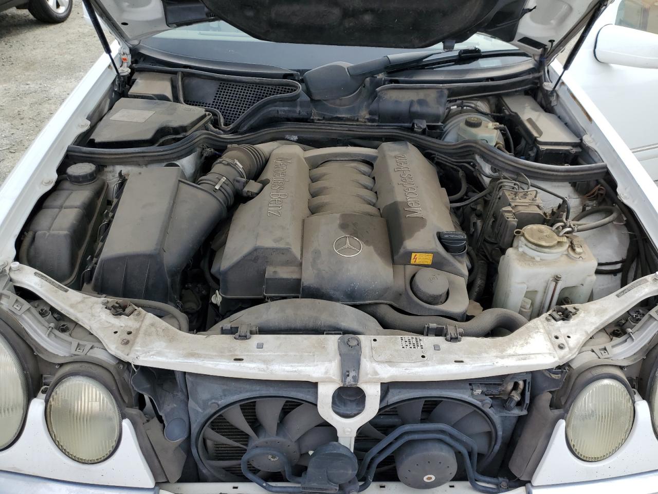 1998 Mercedes-Benz E 430 VIN: WDBJF70F1WA683246 Lot: 46858965