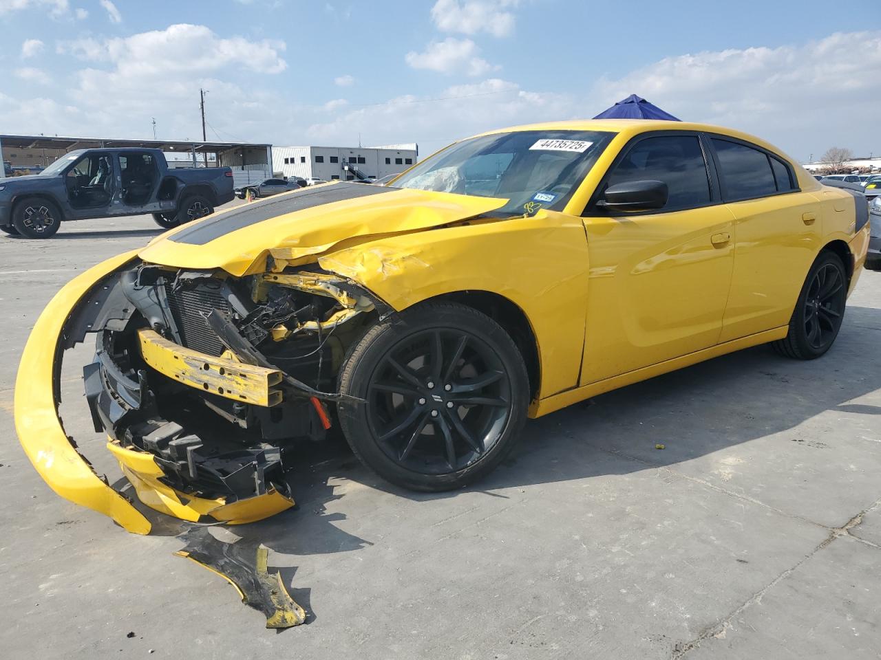 2017 Dodge Charger - Image 1