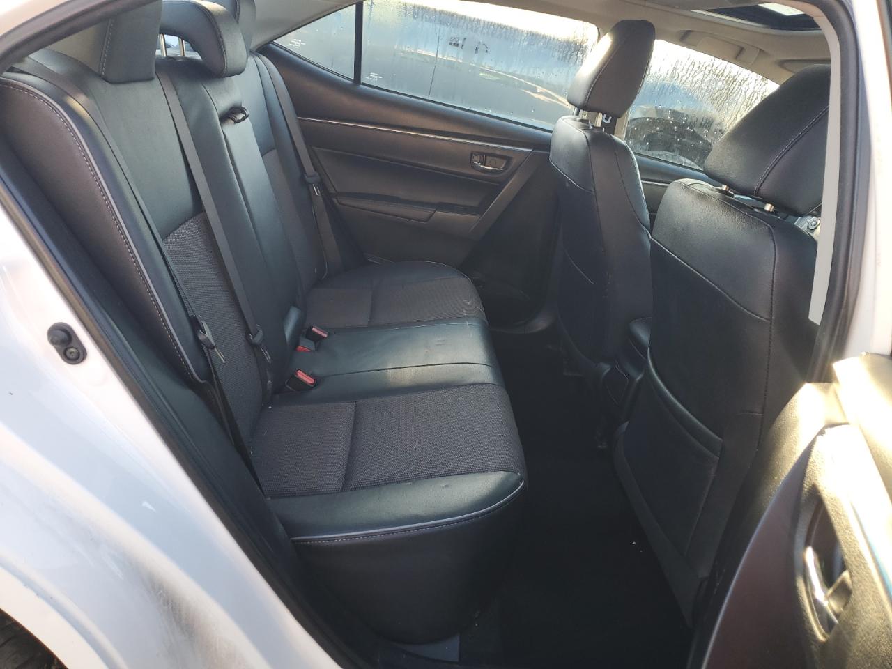 2015 Toyota Corolla - Image 10