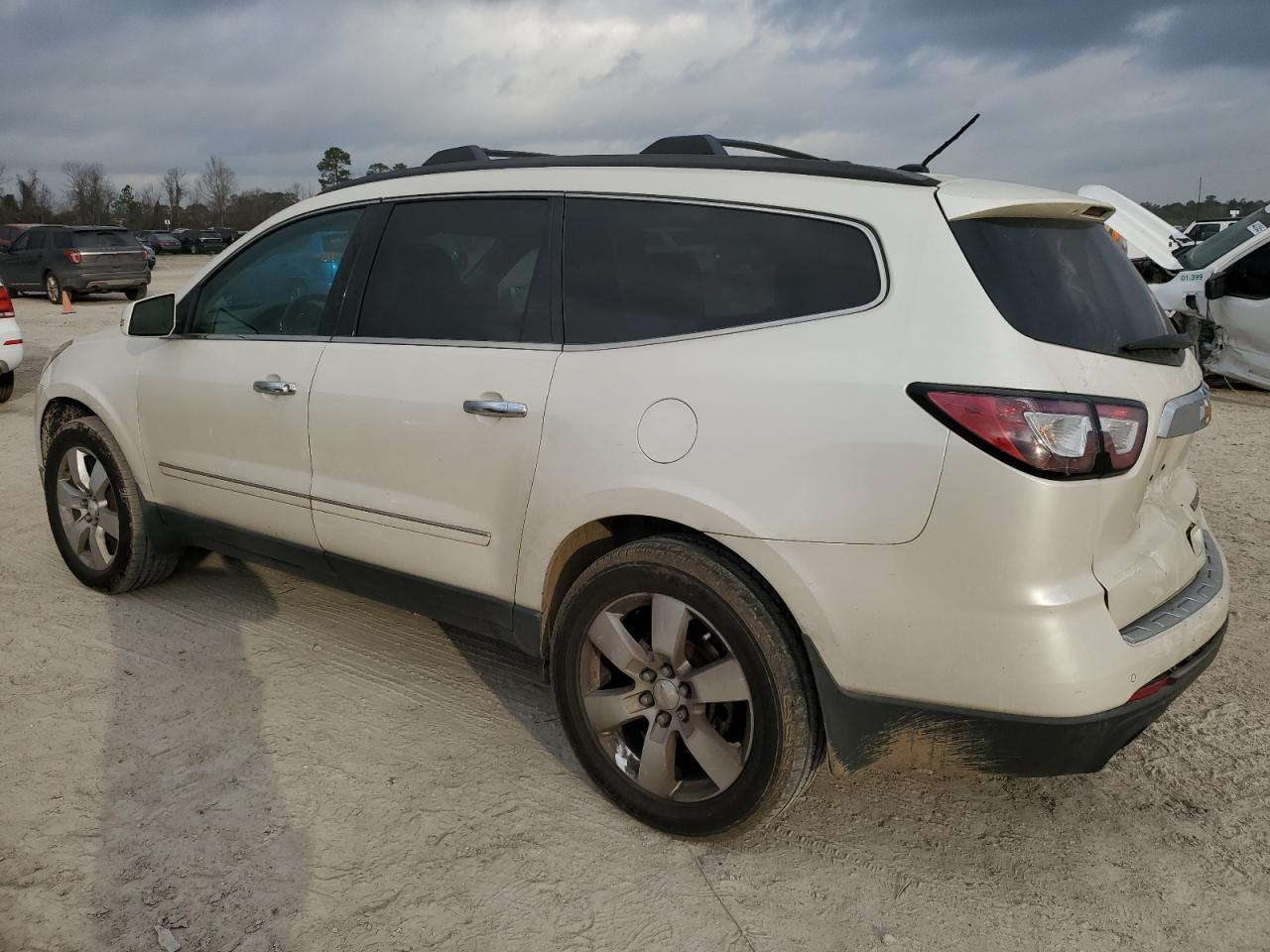 2013 Chevrolet Traverse - Image 2
