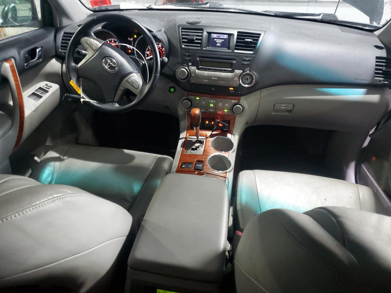 2009 Toyota Highlander - Image 8