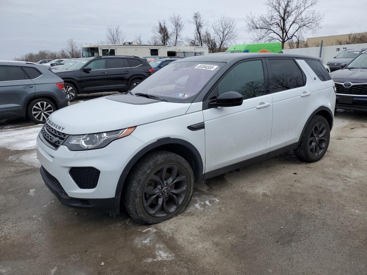 2019 Land Rover Discovery - Image 1