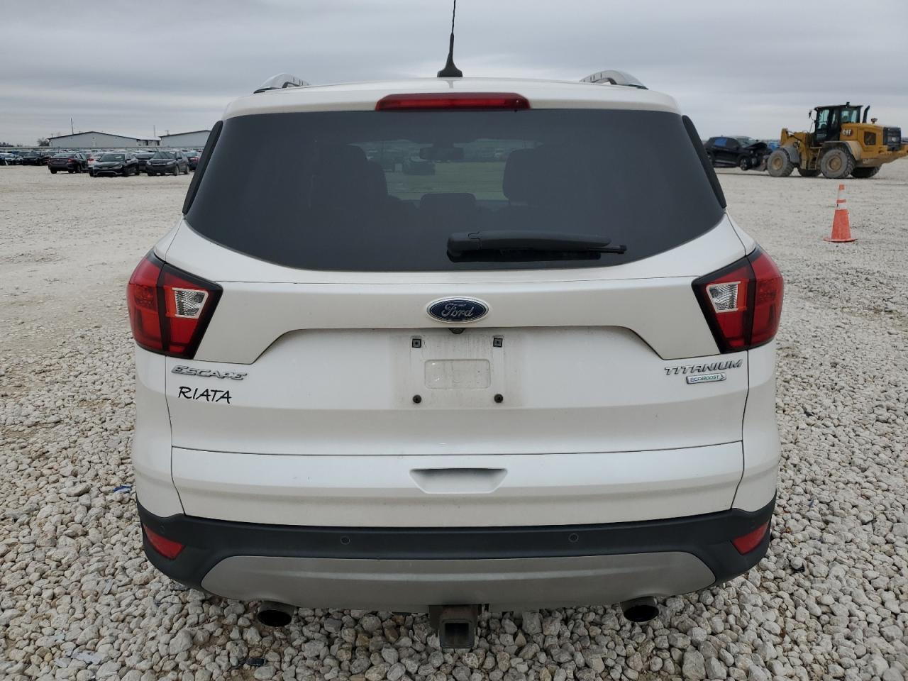 2019 Ford Escape - Image 6
