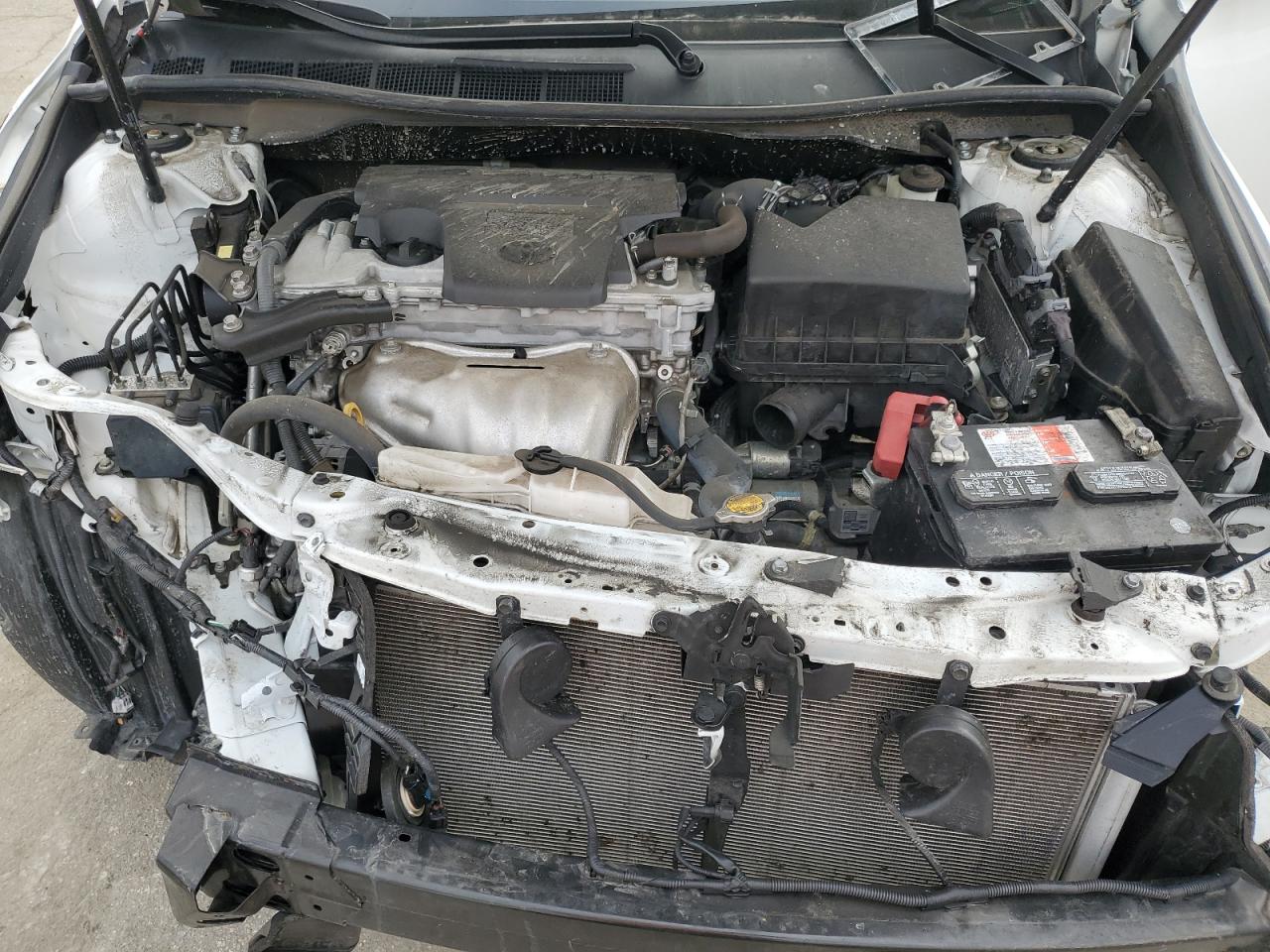 2015 Toyota Camry - Image 13