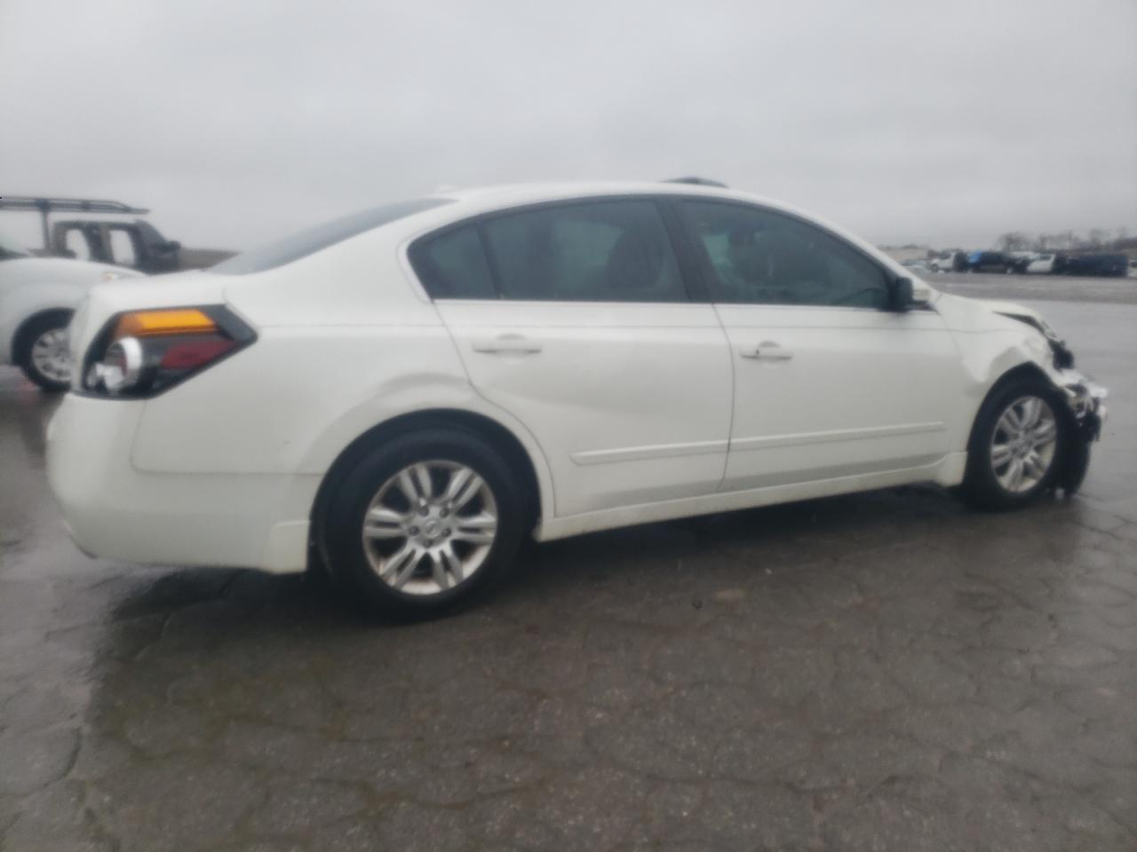 2012 Nissan Altima - Image 3