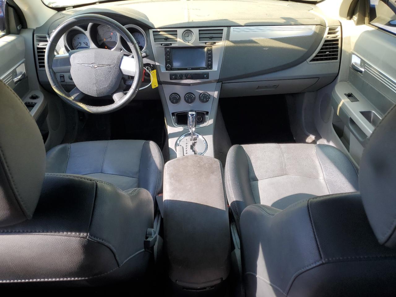 2008 Chrysler Sebring - Image 8