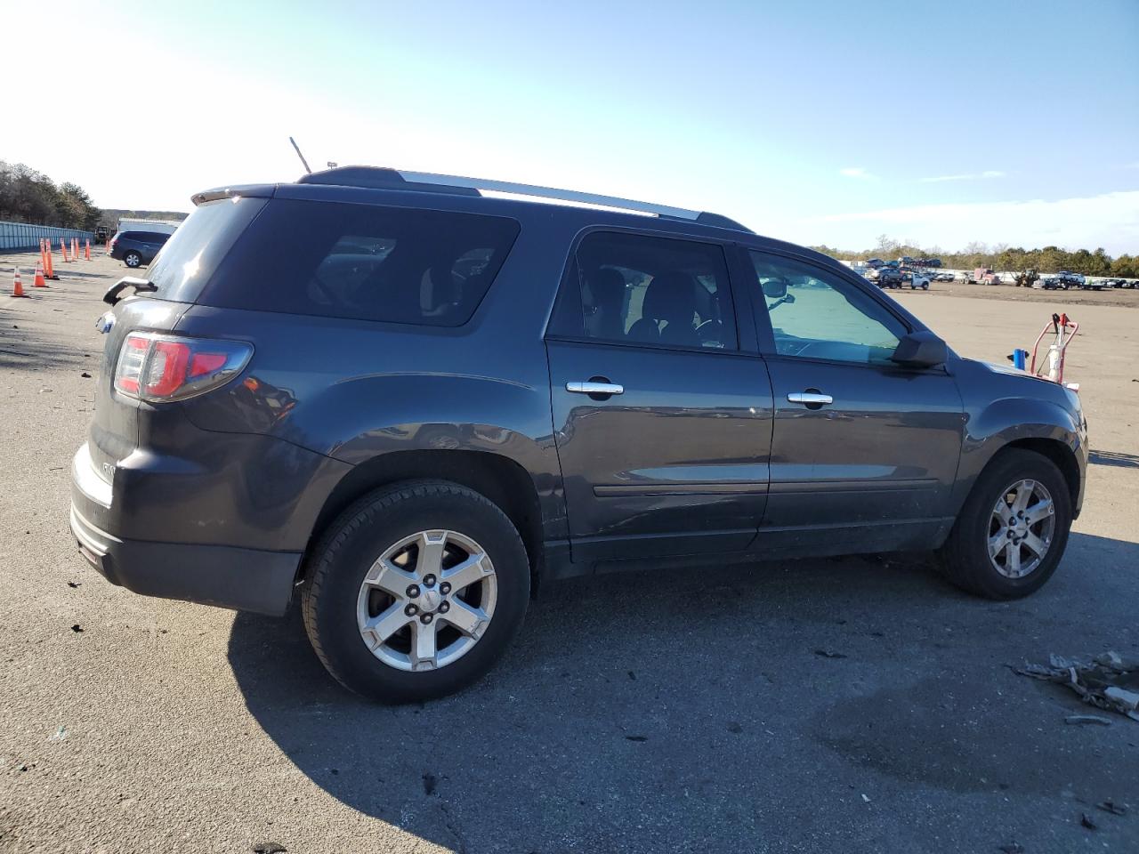 2015 GMC Acadia - Image 3