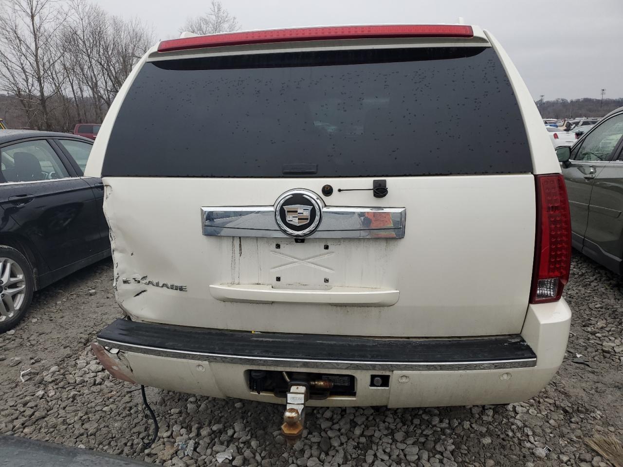2007 Cadillac Escalade - Image 6