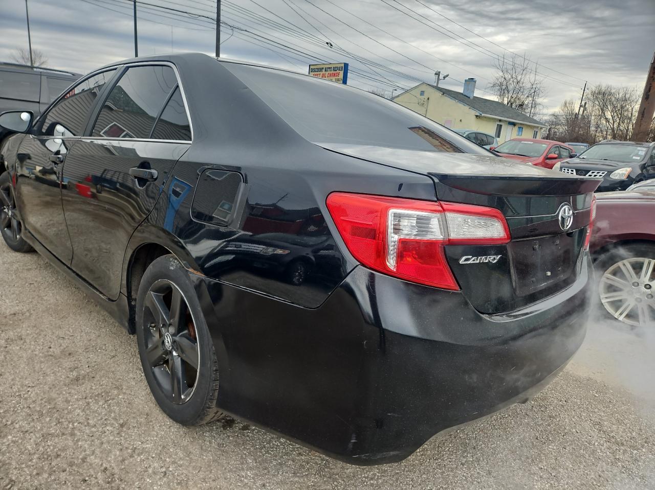 2014 Toyota Camry - Image 3