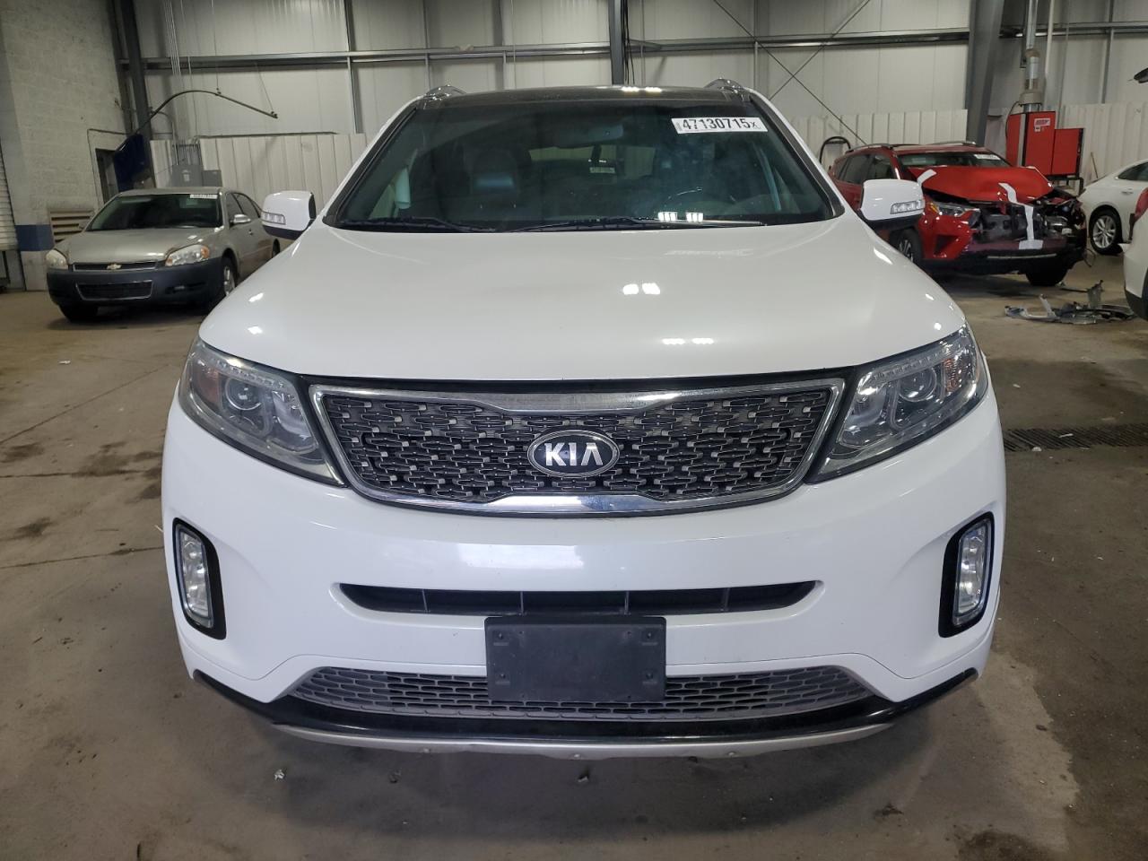 2015 Kia Sorento - Image 5