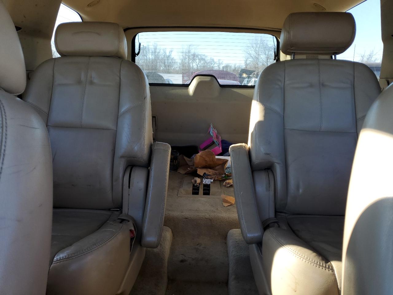 2007 GMC Yukon - Image 10