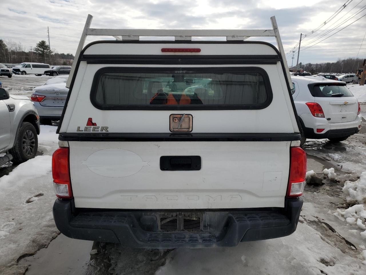 2016 Toyota Tacoma - Image 6