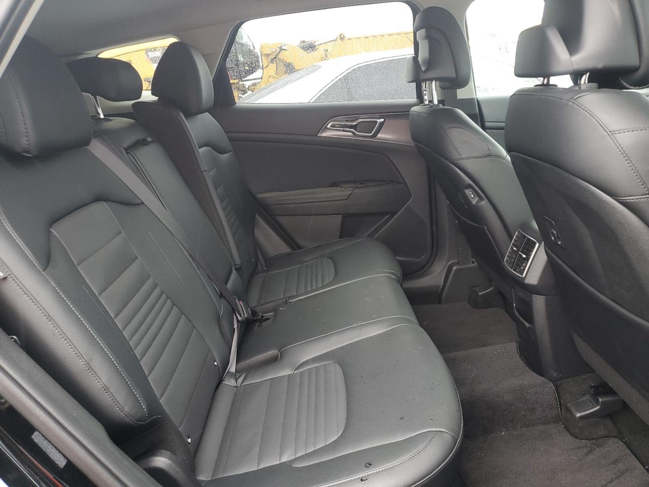 2024 Kia Sportage - Image 11