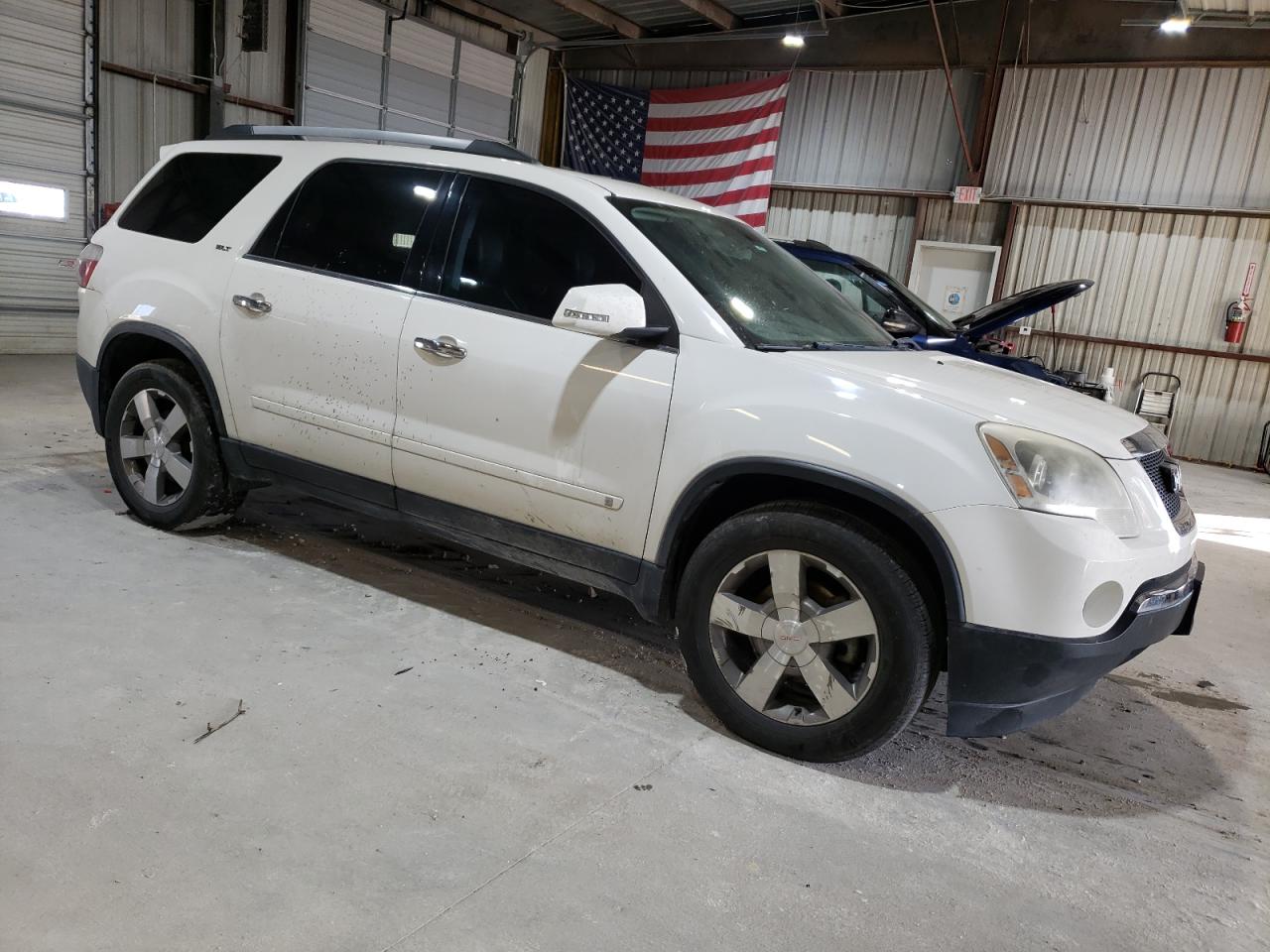 2010 GMC Acadia - Image 4