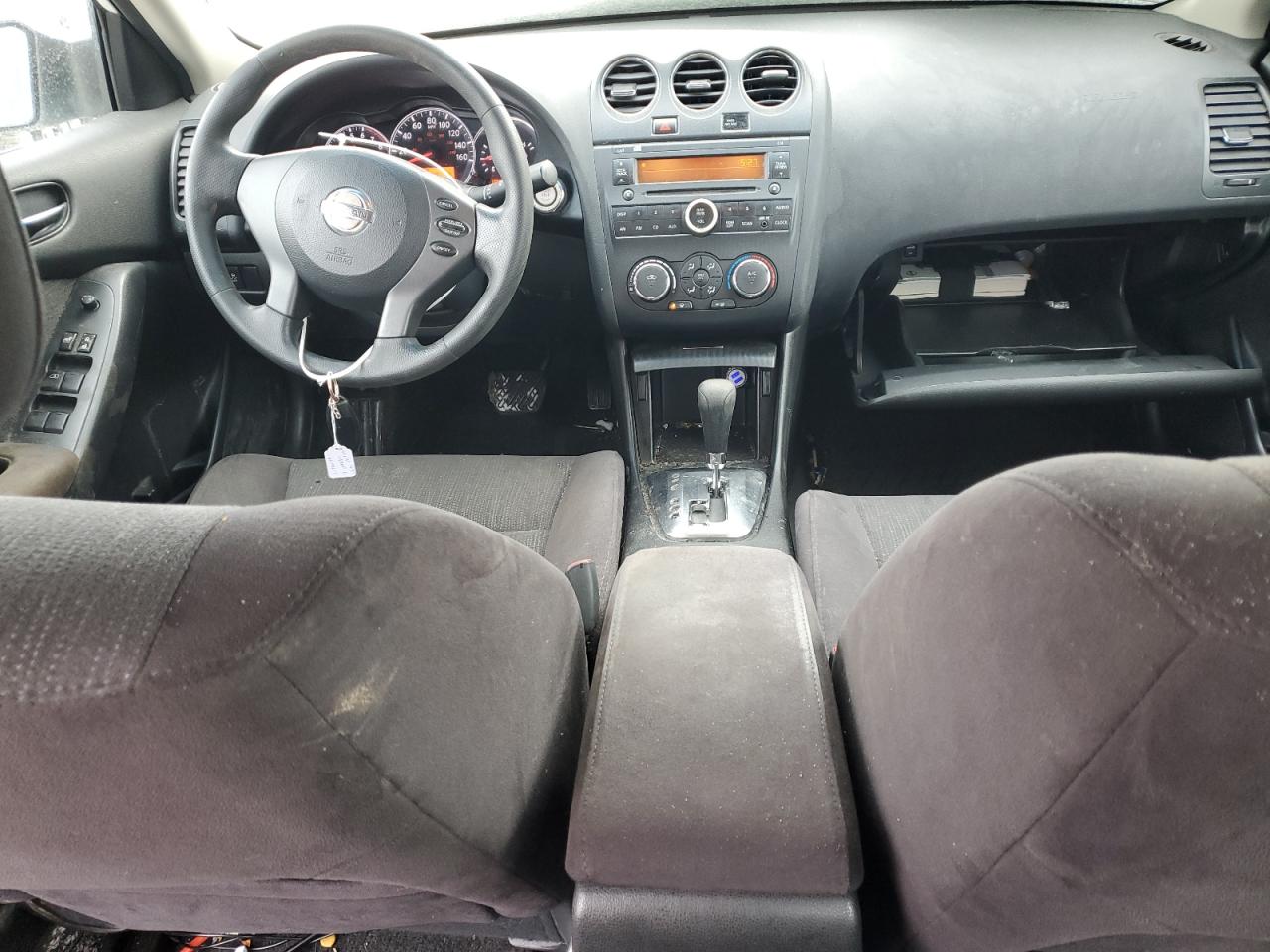 2011 Nissan Altima - Image 8