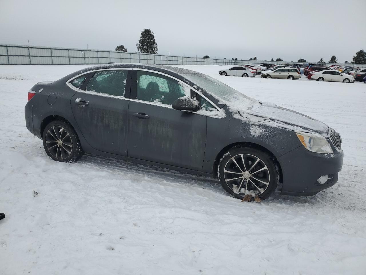 2016 Buick Verano - Image 4