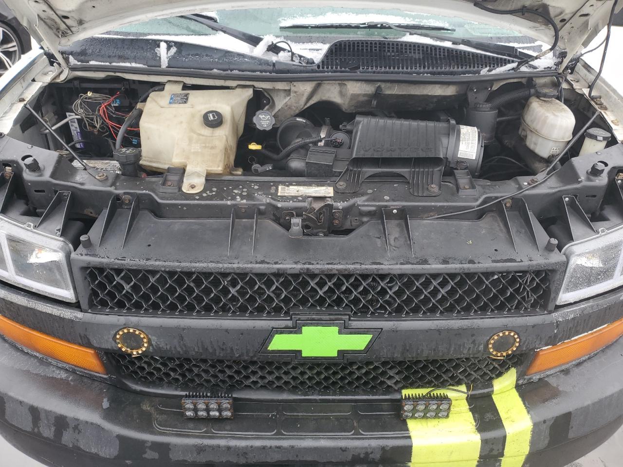 2005 Chevrolet Express G3500 VIN: 1GAHG39U4511C2692 Lot: 44312925