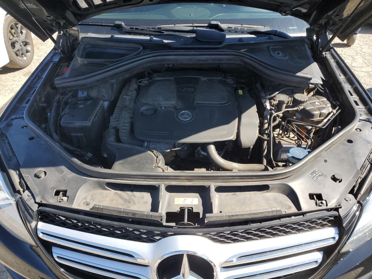 2016 Mercedes-Benz GLE - Image 12