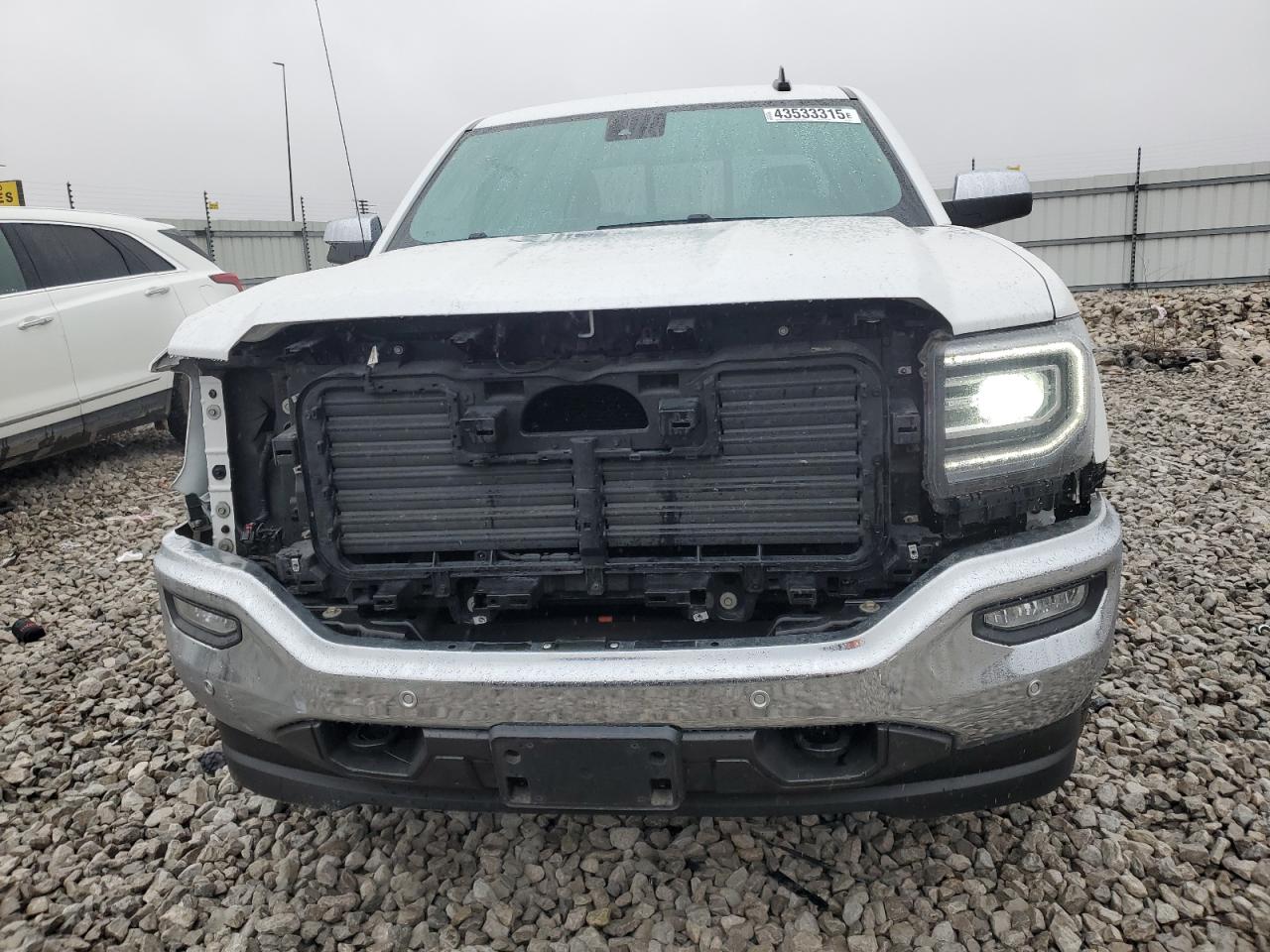 2018 GMC Sierra - Image 5