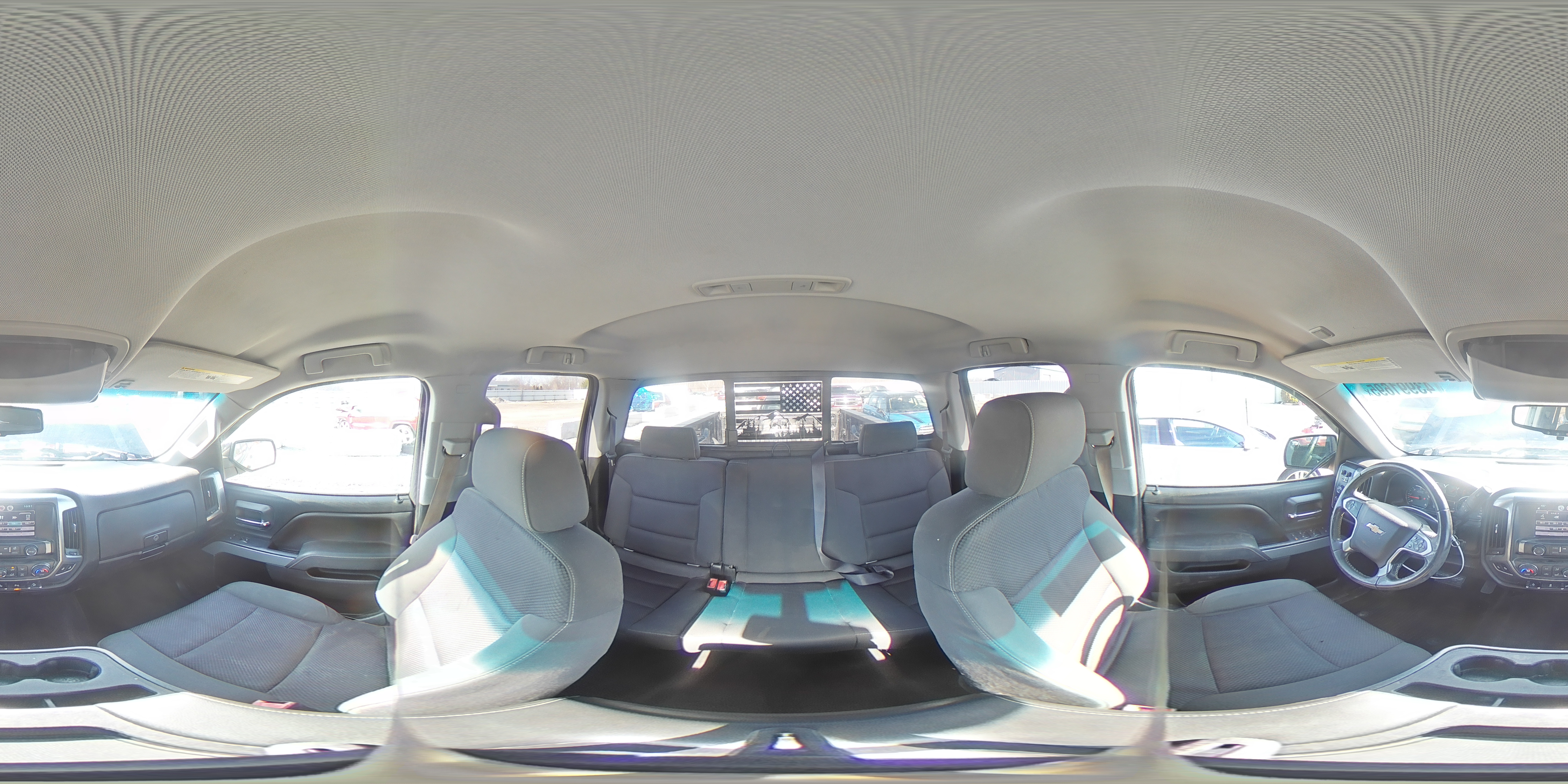 2015 Chevrolet Silverado - Image 15